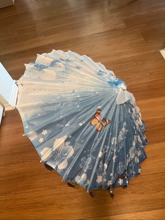 House Of Fortune Epcot Disney Store Other - #2536* “22x32” Blue Floral Butterfly Paper Parasol Epcot International Umbrella